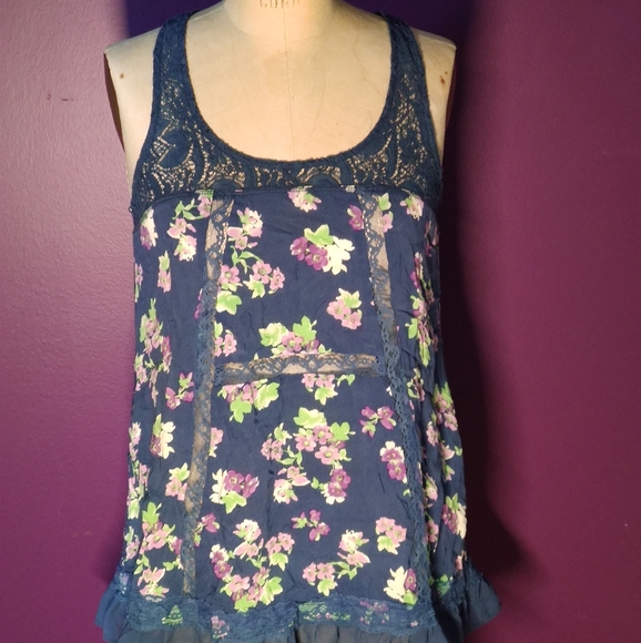 Aeropostale Floral Top - Picture 1 of 5